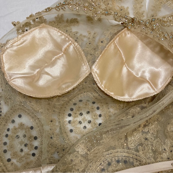 Champagne Sequined Gown Morilee By Madeline Gardner - Size 2 - Picture 7 of 16